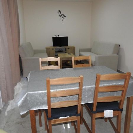 Alp Apartment Famagusta  Buitenkant foto