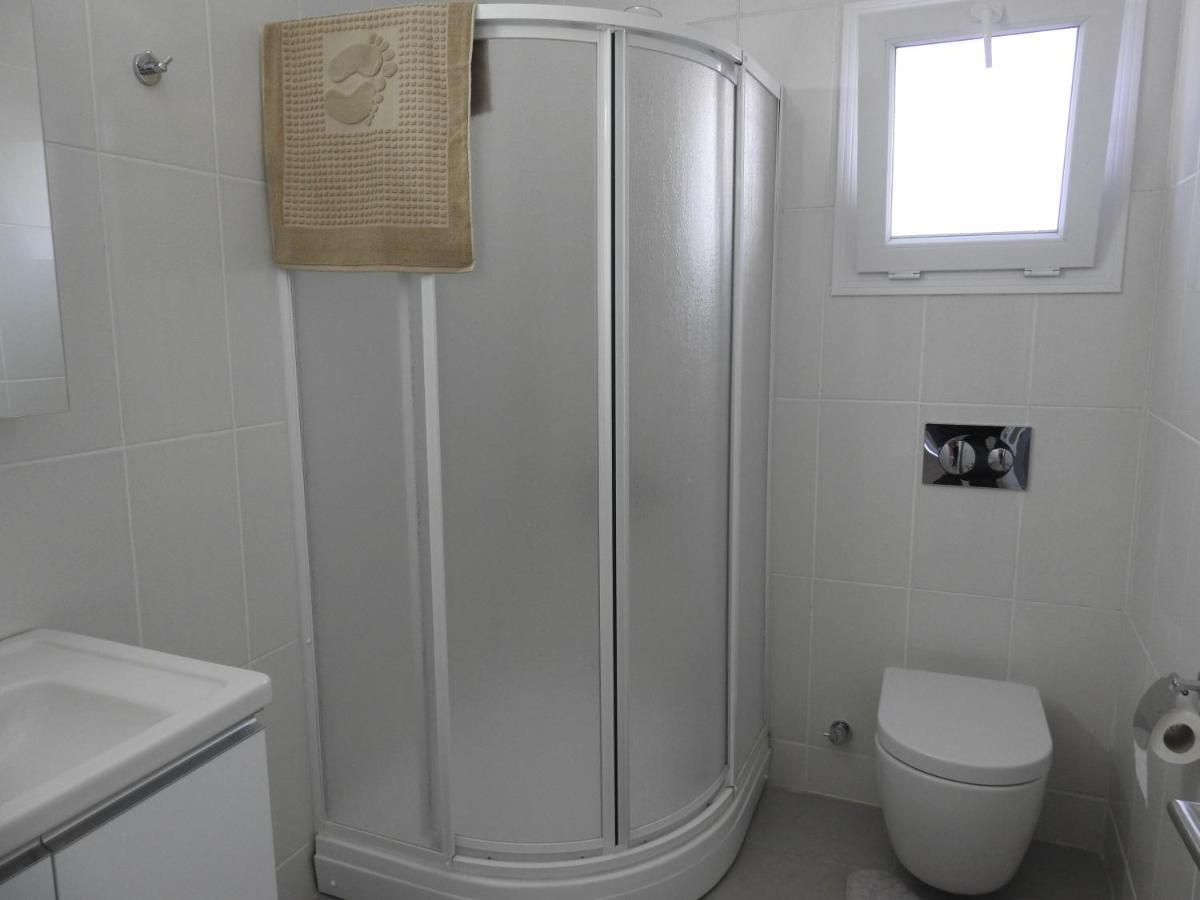 Alp Apartment Famagusta  Buitenkant foto